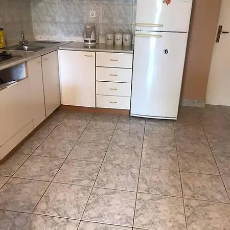 Summerhouse * Marina