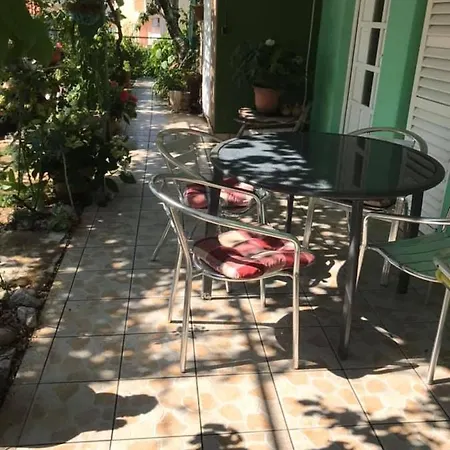 Summerhouse * Marina