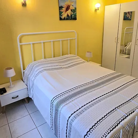 Апартаменты Summerhouse *